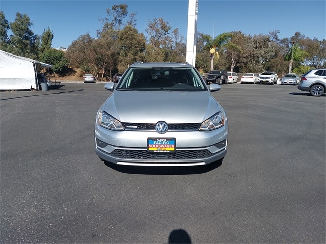 Used 2017 Volkswagen Golf Alltrack Alltrack SE with VIN 3VWH17AU1HM523656 for sale in Hawthorne, CA