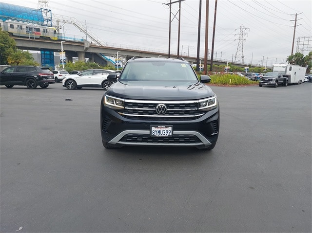 Used 2021 Volkswagen Atlas SE w/Tech with VIN 1V2WR2CA2MC596599 for sale in Hawthorne, CA