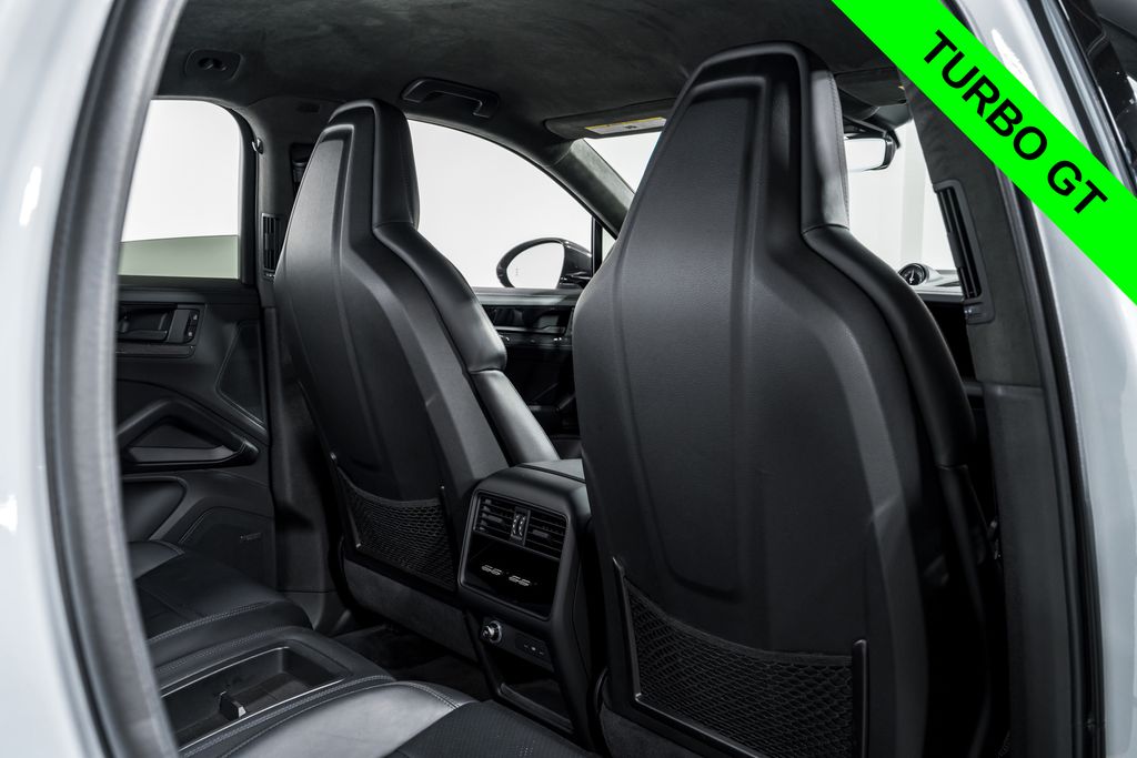 2024 Porsche Cayenne Coup Turbo GT - Photo 35