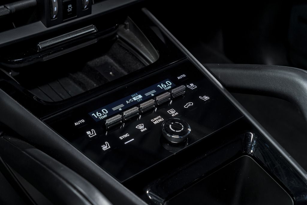 2024 Porsche Cayenne Coup Turbo GT - Photo 29