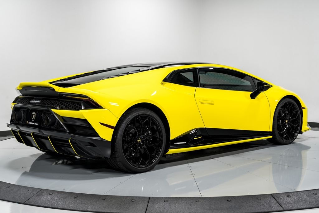 Used 2022 Lamborghini Huracan EVO Fluo Capsule Coupe