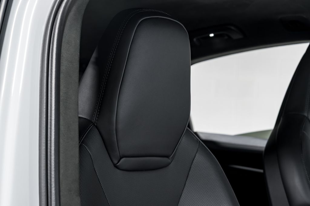 2024 Porsche Cayenne Coup Turbo GT - Photo 41