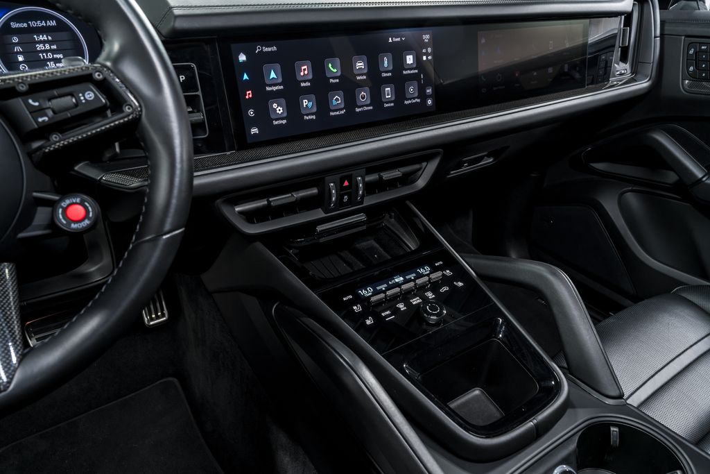 2024 Porsche Cayenne Coup Turbo GT - Photo 23