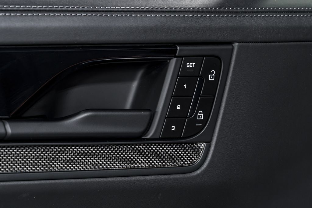 2024 Porsche Cayenne Coup Turbo GT - Photo 10