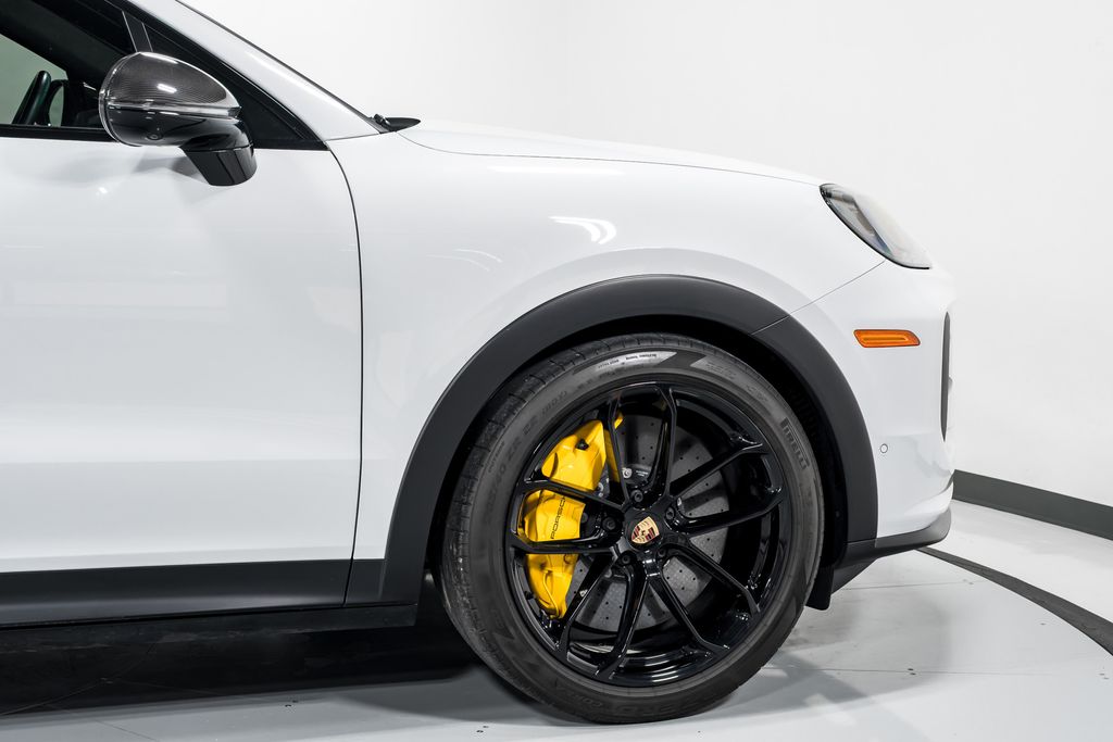 2024 Porsche Cayenne Coup Turbo GT - Photo 50