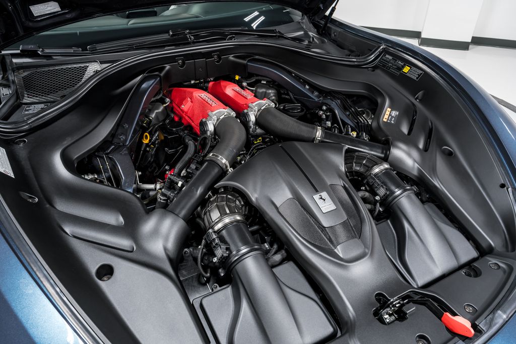 2024 Ferrari Roma Base - Photo 46