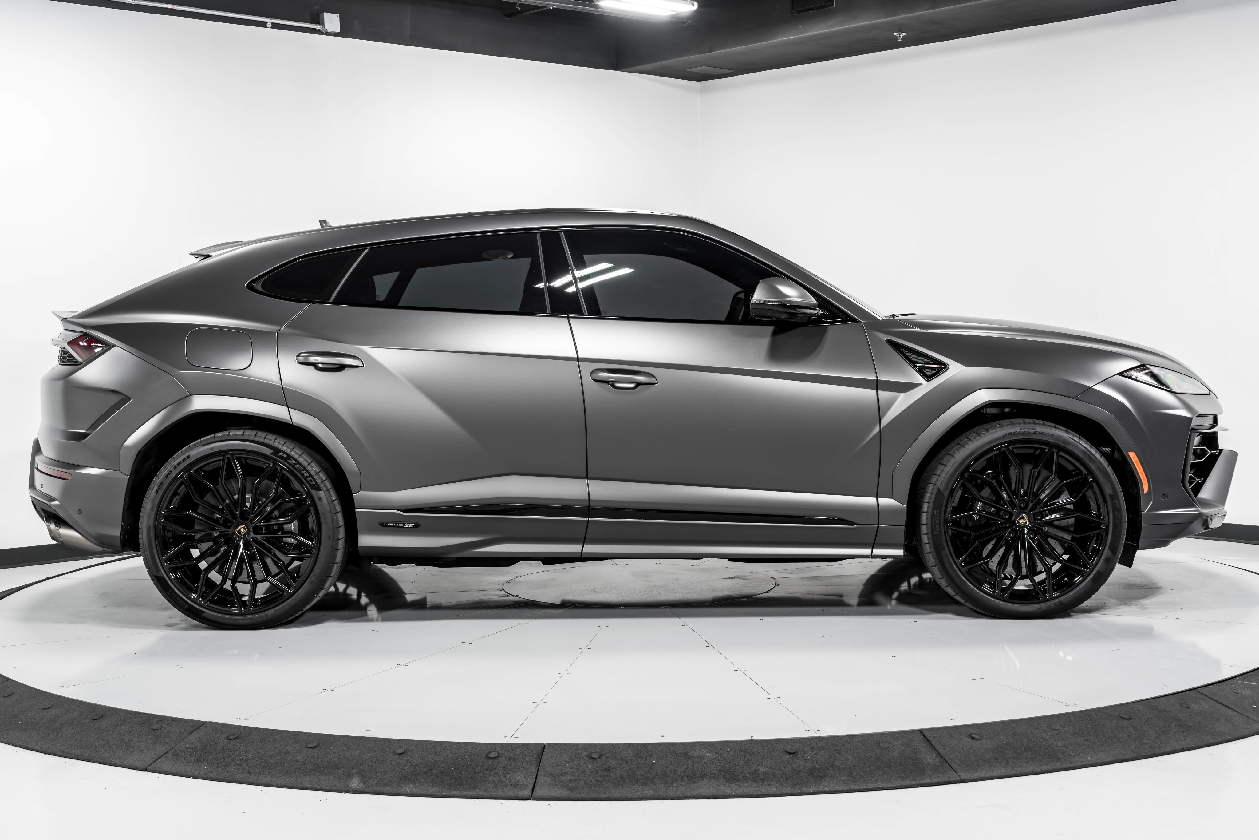 Used 2026 Lamborghini Urus SE SUV