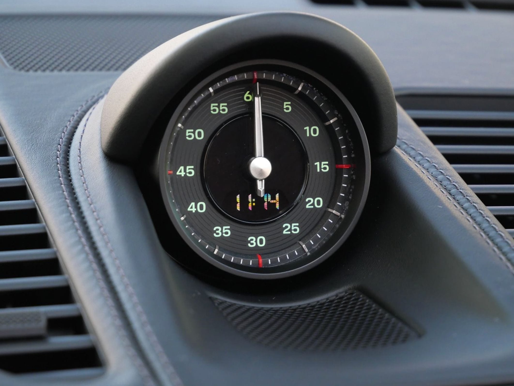 2025 Porsche 911 Turbo - Photo 33