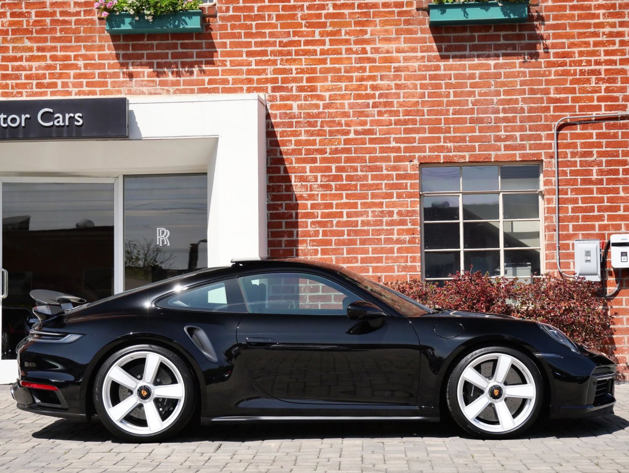 2025 Porsche 911 Turbo - Photo 5
