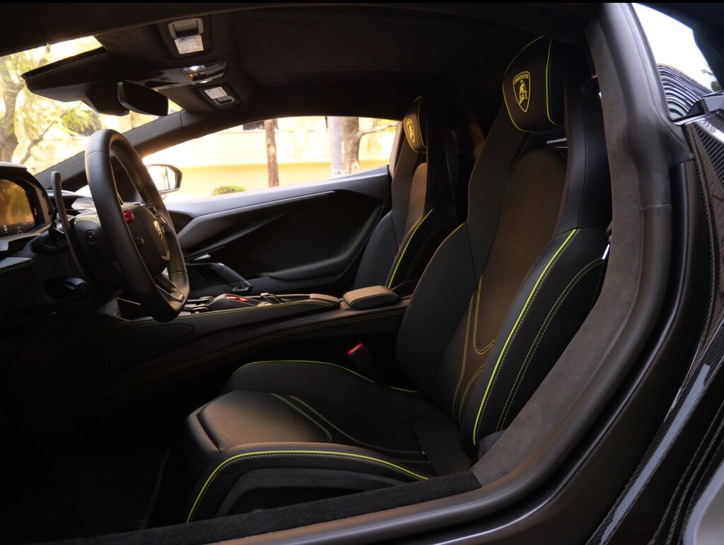 Used 2025 Lamborghini Revuelto Coupe