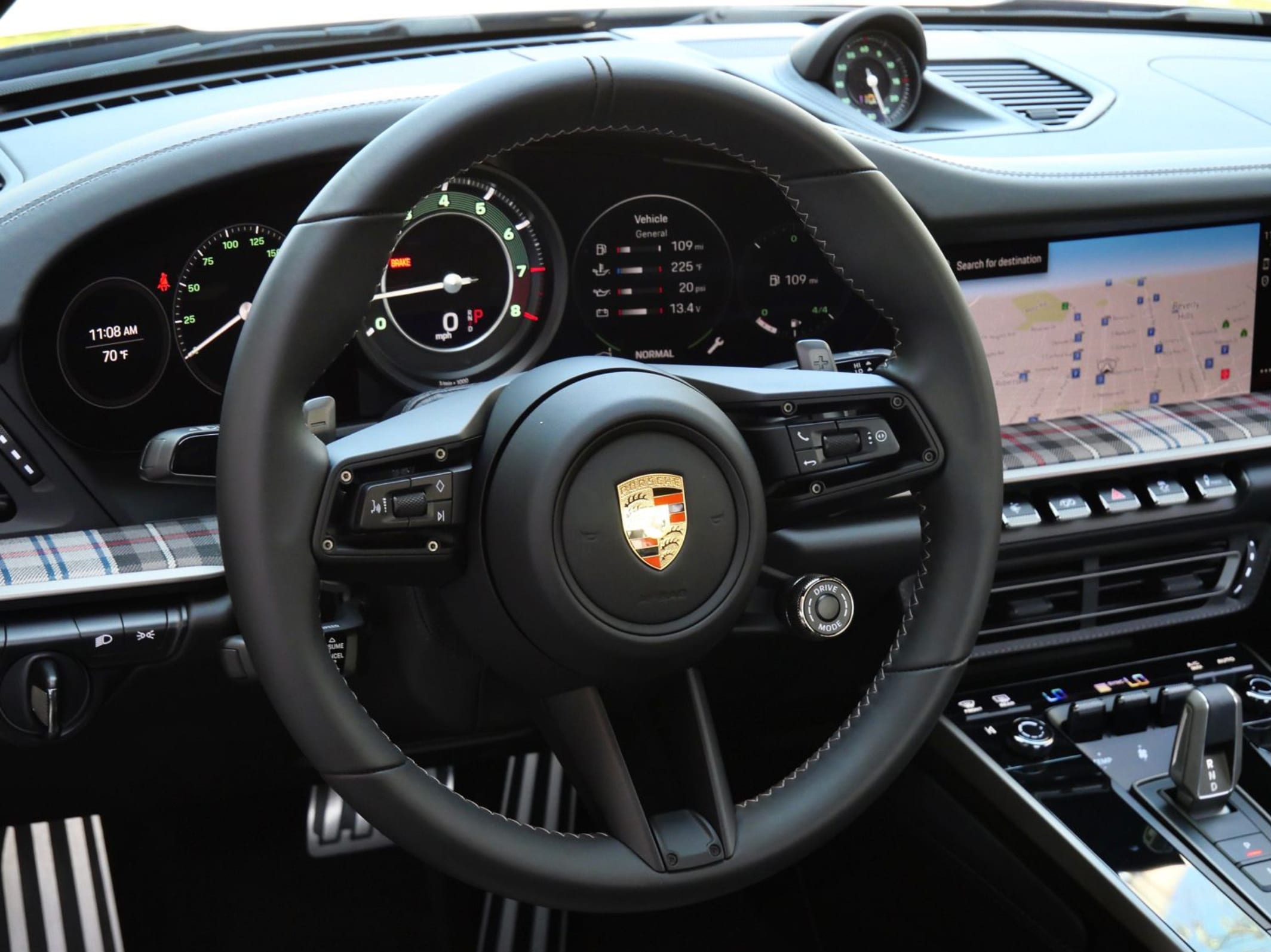 2025 Porsche 911 Turbo - Photo 16