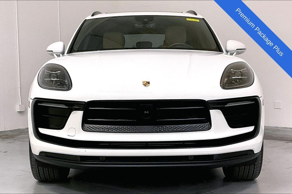 Used 2025 Porsche Macan Base SUV