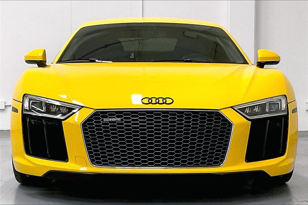 Used 2017 Audi R8 5.2 Coupe