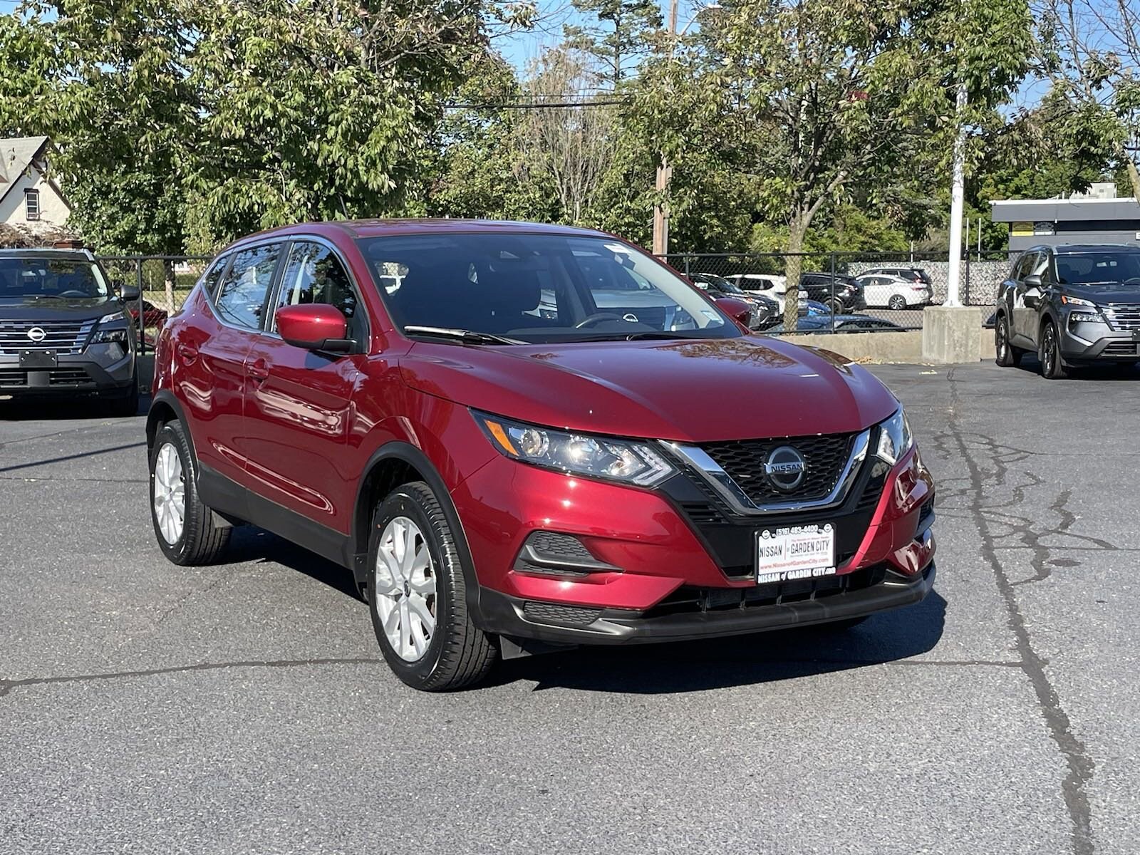 Used 2021 Nissan Rogue Sport S with VIN JN1BJ1AW5MW444737 for sale in Hempstead, NY