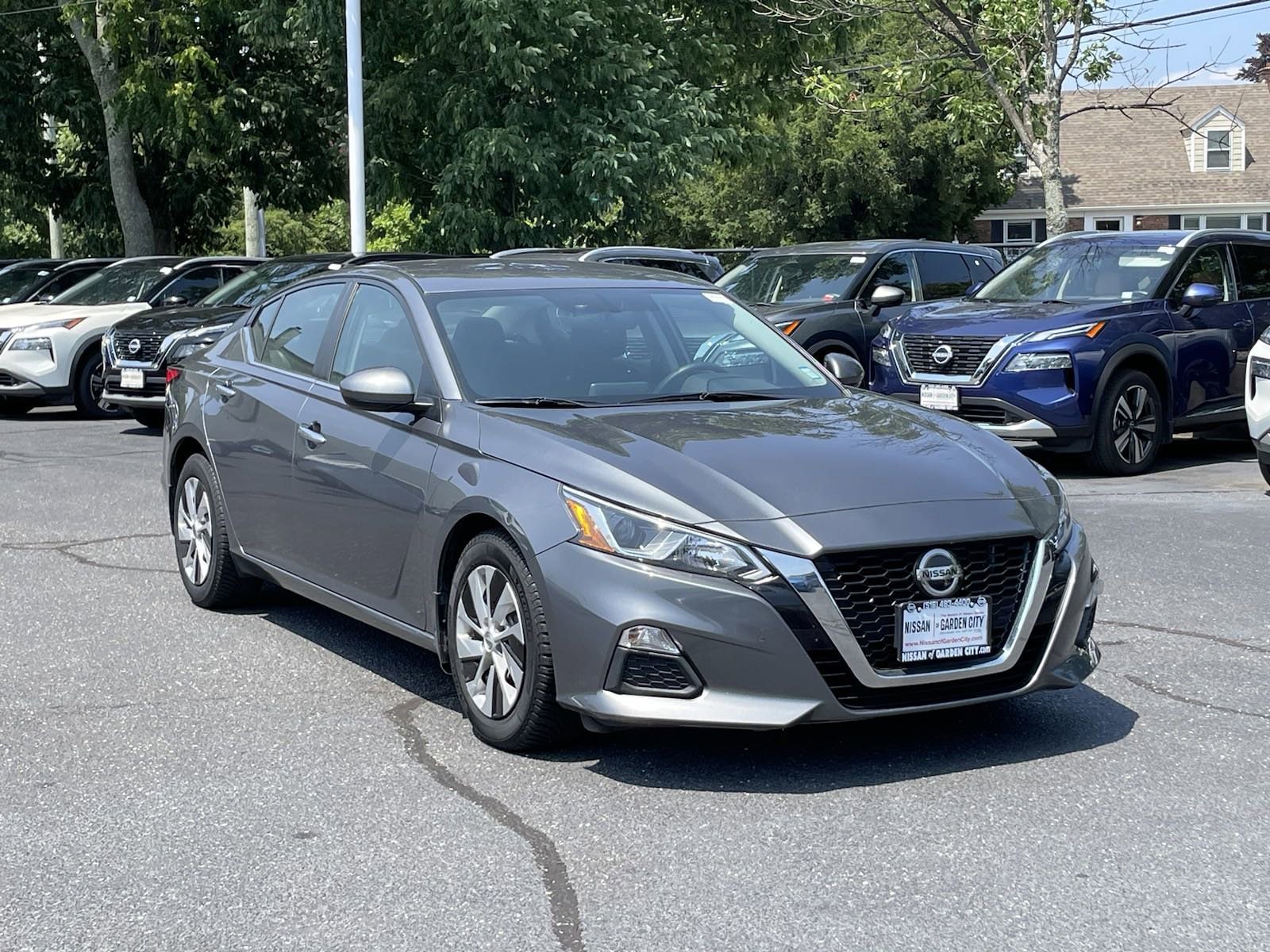 Used 2020 Nissan Altima S with VIN 1N4BL4BV5LC168581 for sale in Hempstead, NY