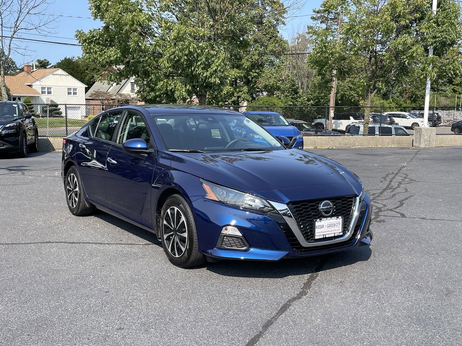 Used 2022 Nissan Altima S with VIN 1N4BL4BV2NN423288 for sale in Hempstead, NY