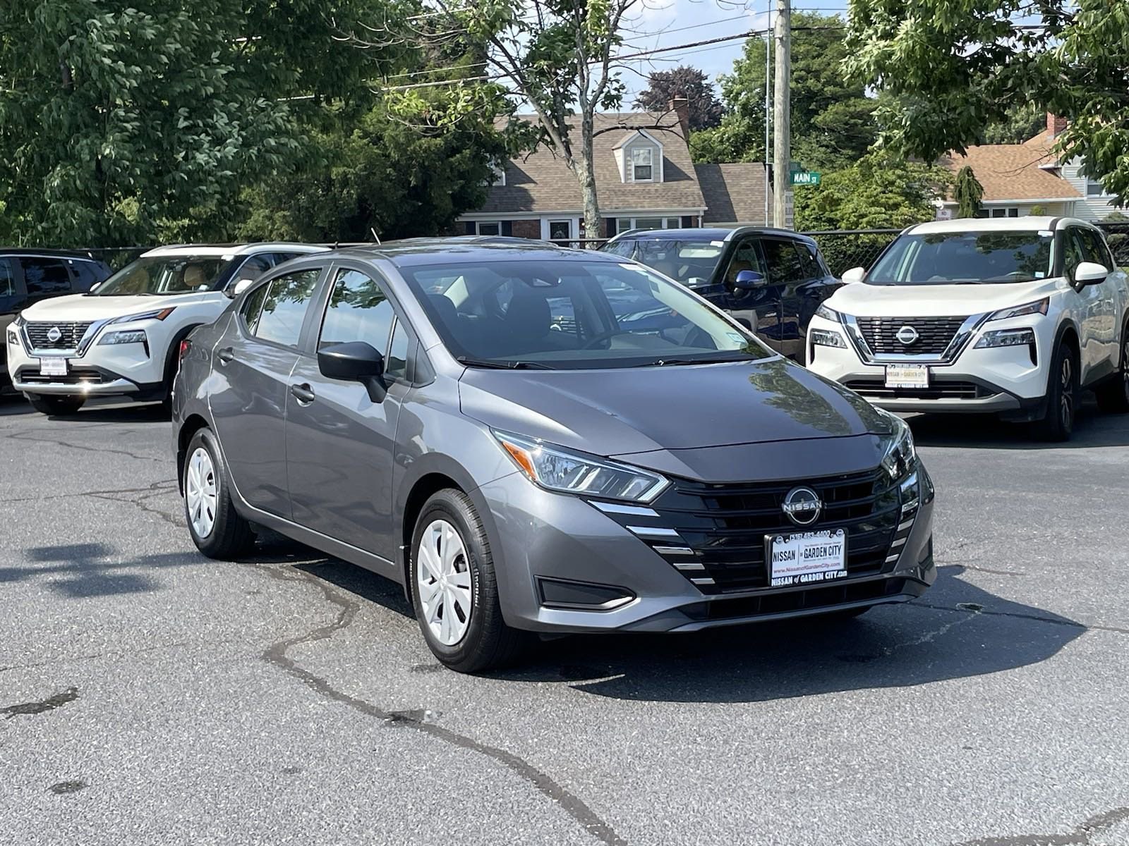 Used 2024 Nissan Versa Sedan S with VIN 3N1CN8BVXRL818120 for sale in Hempstead, NY