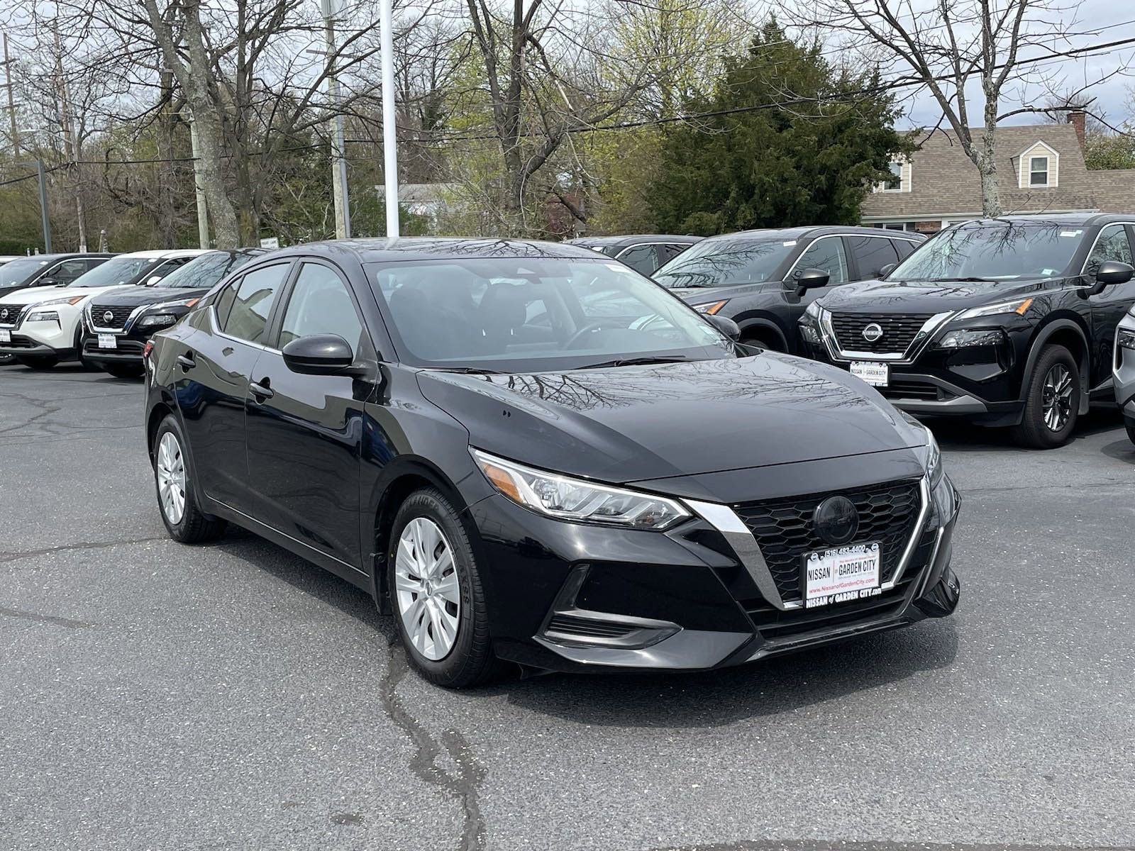 Used 2022 Nissan Sentra S with VIN 3N1AB8BV9NY213969 for sale in Hempstead, NY