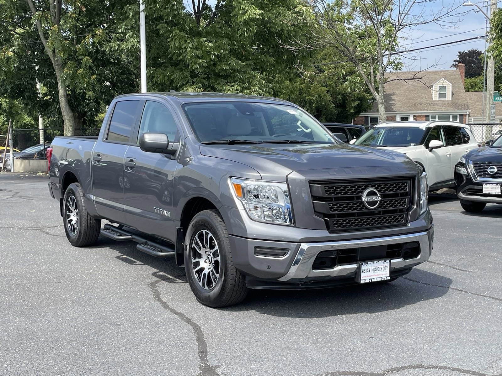 Used 2024 Nissan Titan SV with VIN 1N6AA1EF0RN101315 for sale in Hempstead, NY