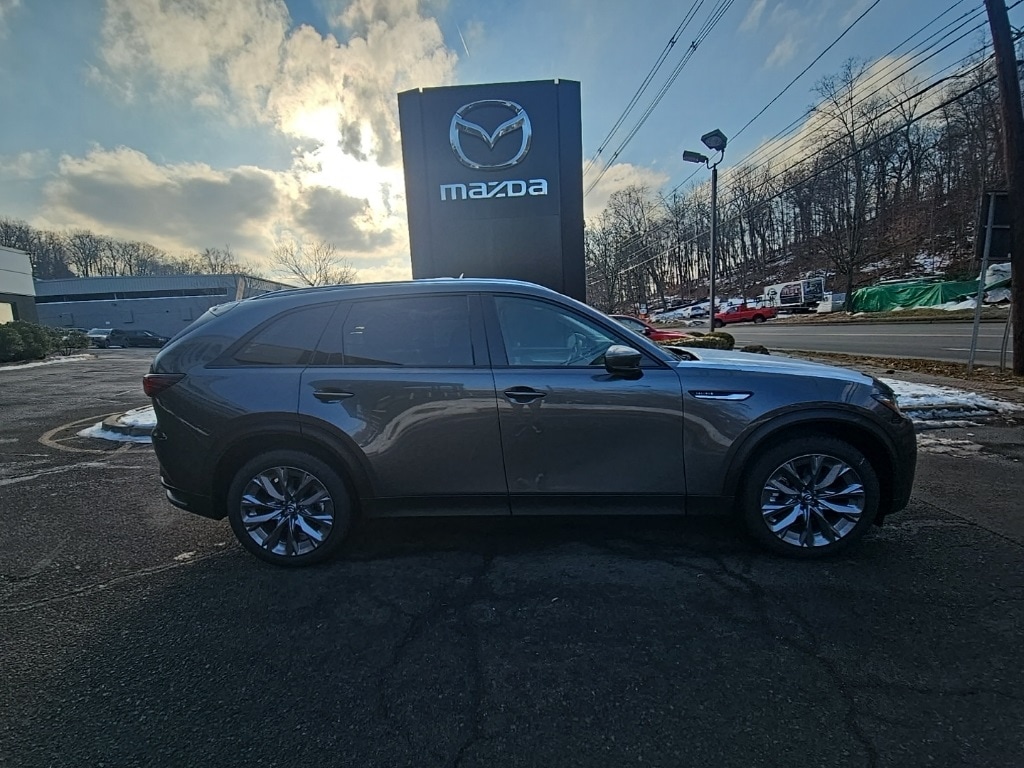 2026 Mazda CX-90 Preferred Package's photo