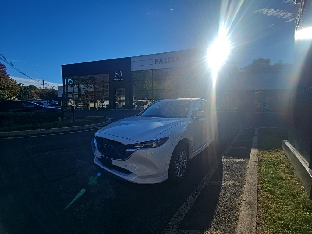 2025 Mazda CX-5 2.5 S Preferred photo 3