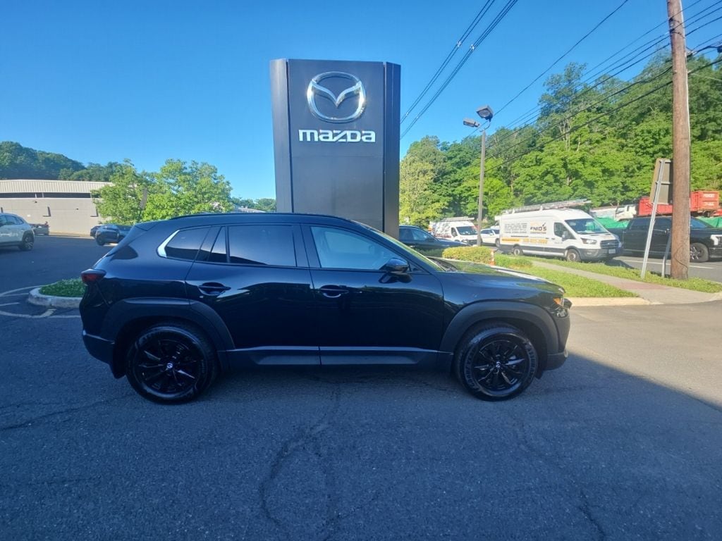 2026 Mazda CX-50 2.5 Hybrid Premium's photo