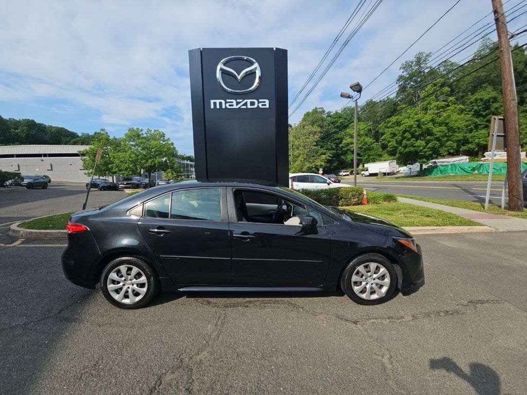 Used 2020 Toyota Corolla LE Sedan