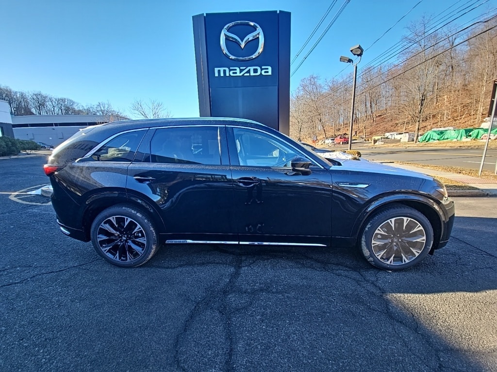 2026 Mazda CX-90 Premium Plus Package's photo