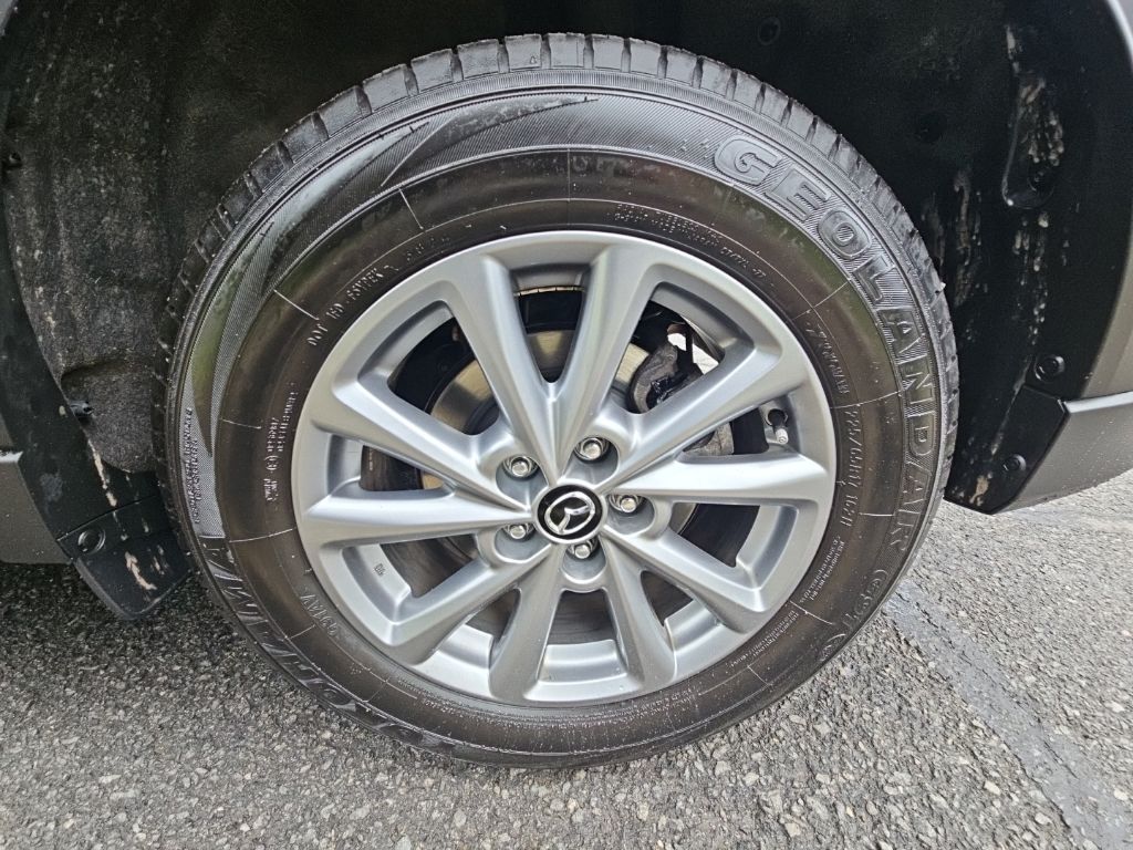 2023 Mazda CX-5 S Preferred package - Photo 19