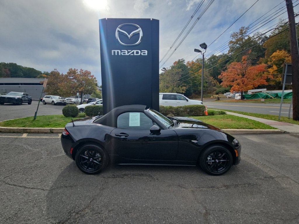  Mazda MX-5 Miata