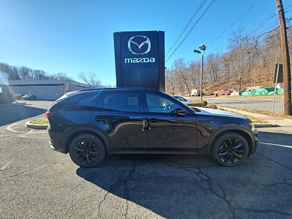 2026 Mazda CX-90 Premium Package's photo