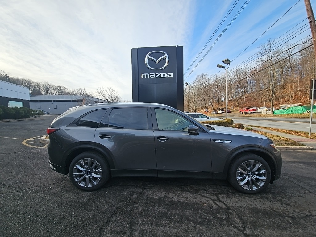 2026 Mazda CX-90 Preferred Package's photo