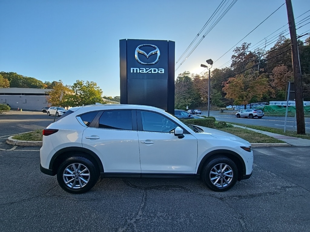2023 Mazda CX-5 S Select Package's photo