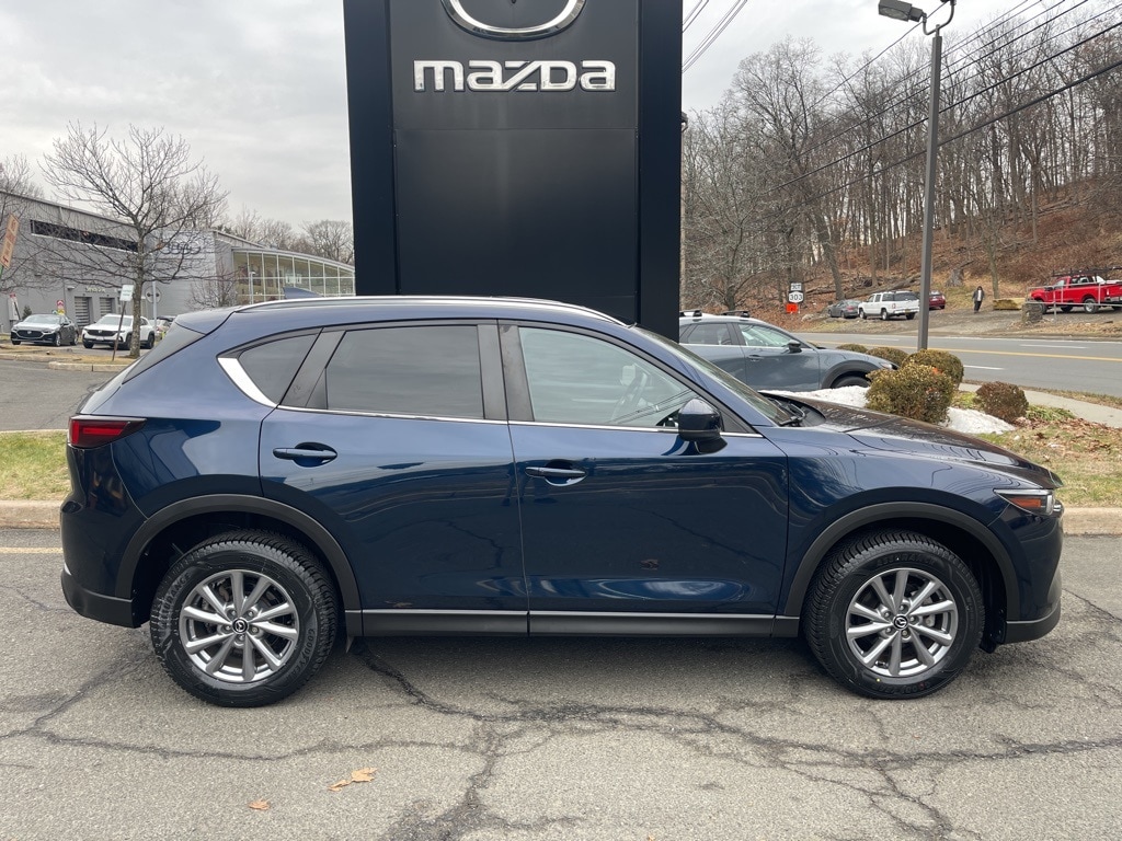 2023 Mazda CX-5 S Preferred package