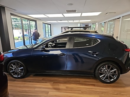2025 Mazda Mazda3 2.5 S Preferred Package Hatchback