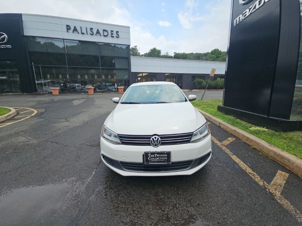Used 2013 Volkswagen Jetta 2.5L SE w/PZEV Sedan