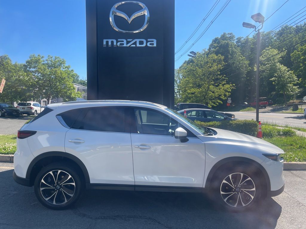 2023 Mazda CX-5 S Premium Plus package Auto AWD's photo