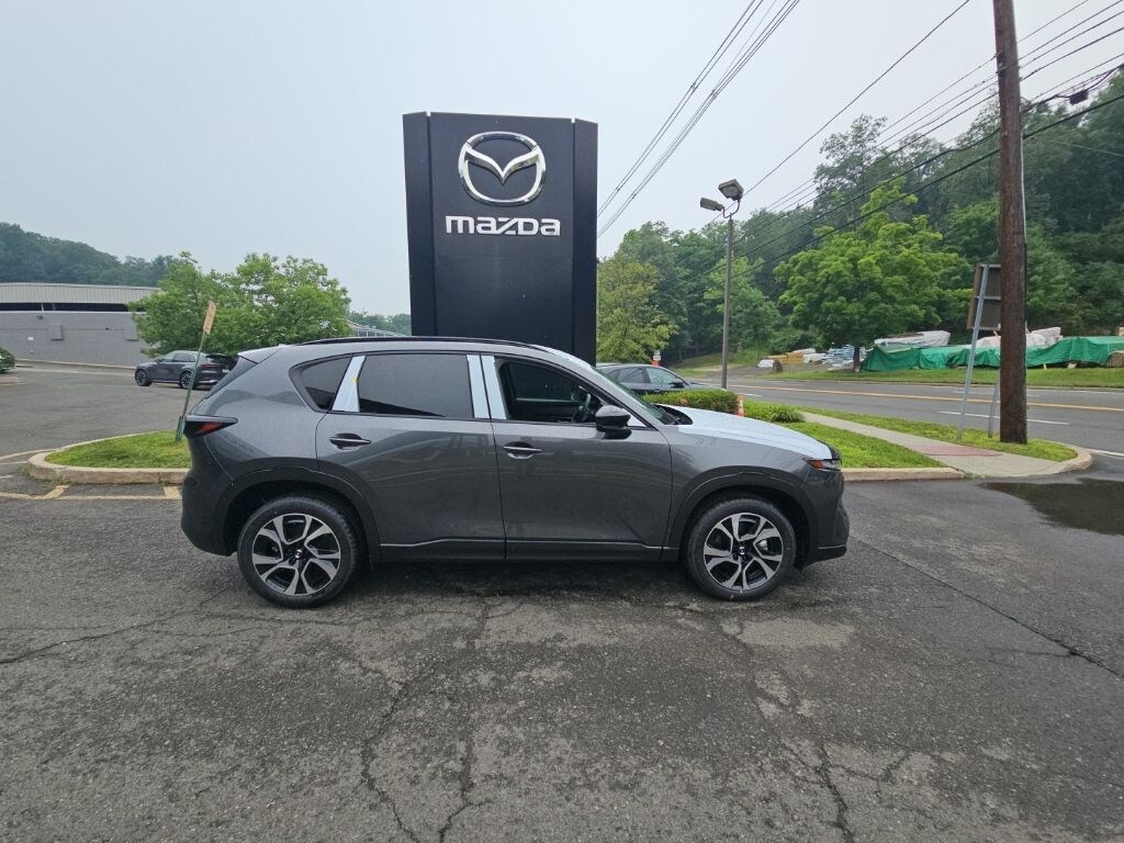New 2026 Mazda CX-5 2.5 S Preferred SUV