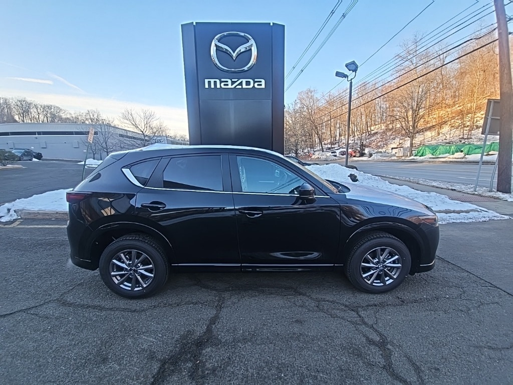 2025 Mazda CX-5 S Select Package's photo