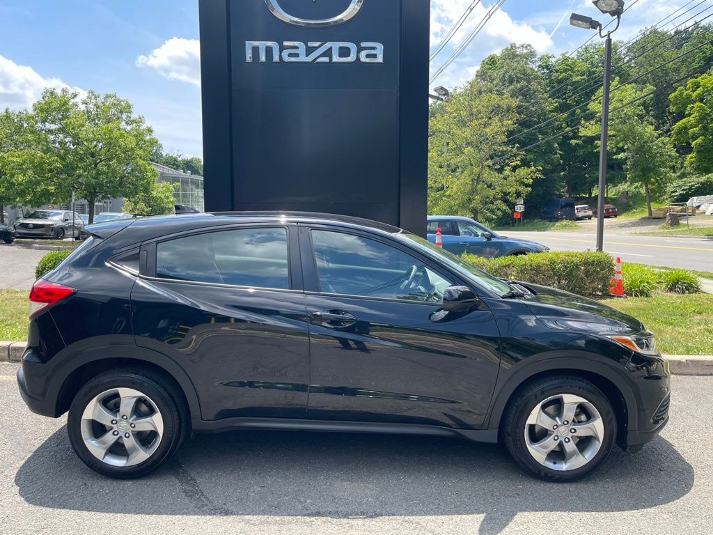 Used 2021 Honda HR-V LX AWD SUV