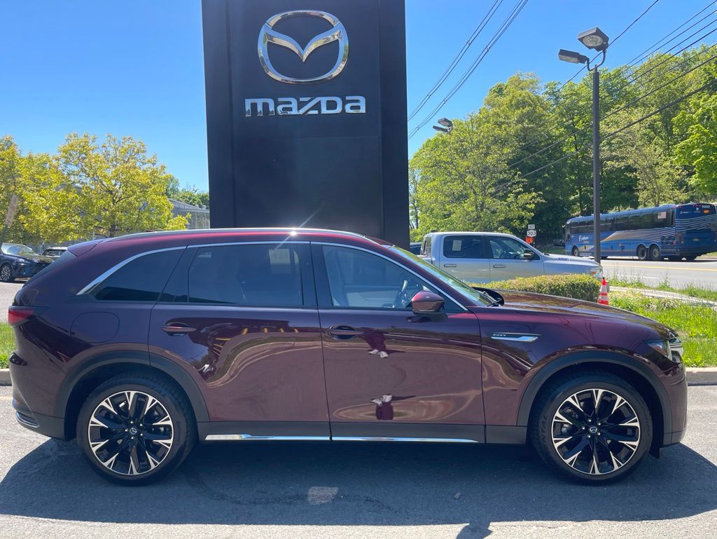 2024 Mazda CX-90 PHEV Premium Plus Package's photo