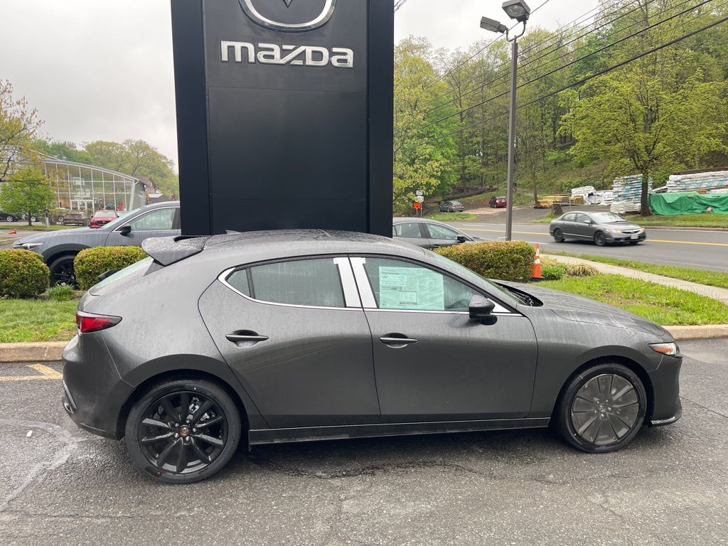 2026 Mazda CX-3 Premium Plus 2.5 AT 5-Door SKYACTIV AWD's photo