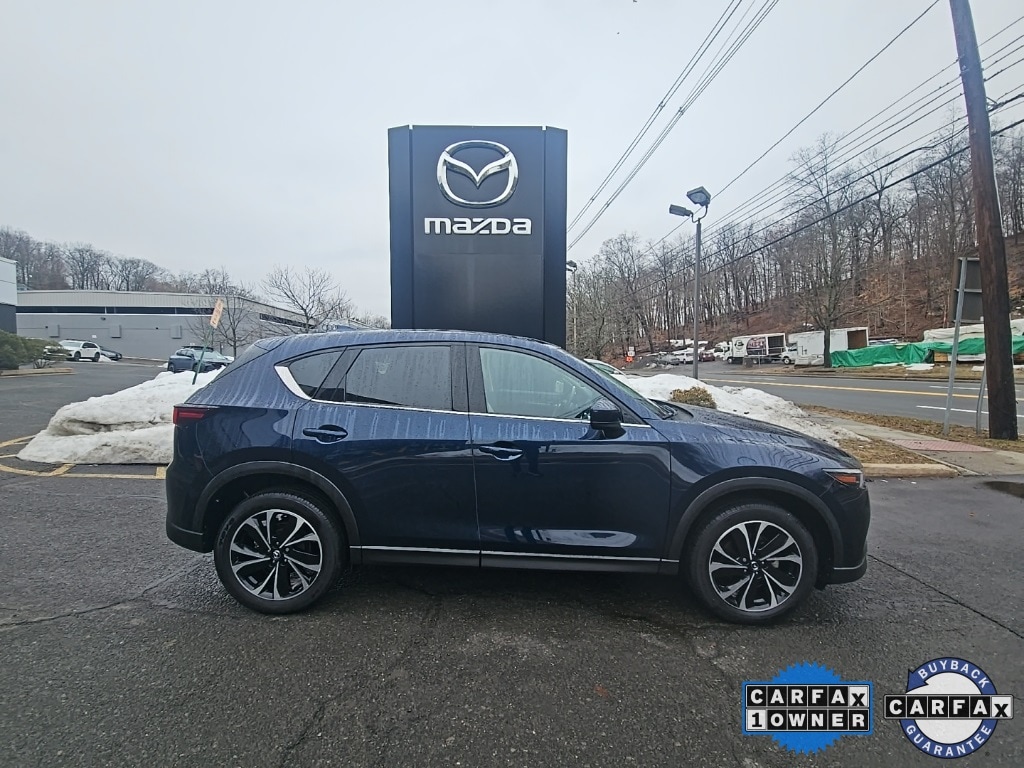 2023 Mazda CX-5 S Premium package