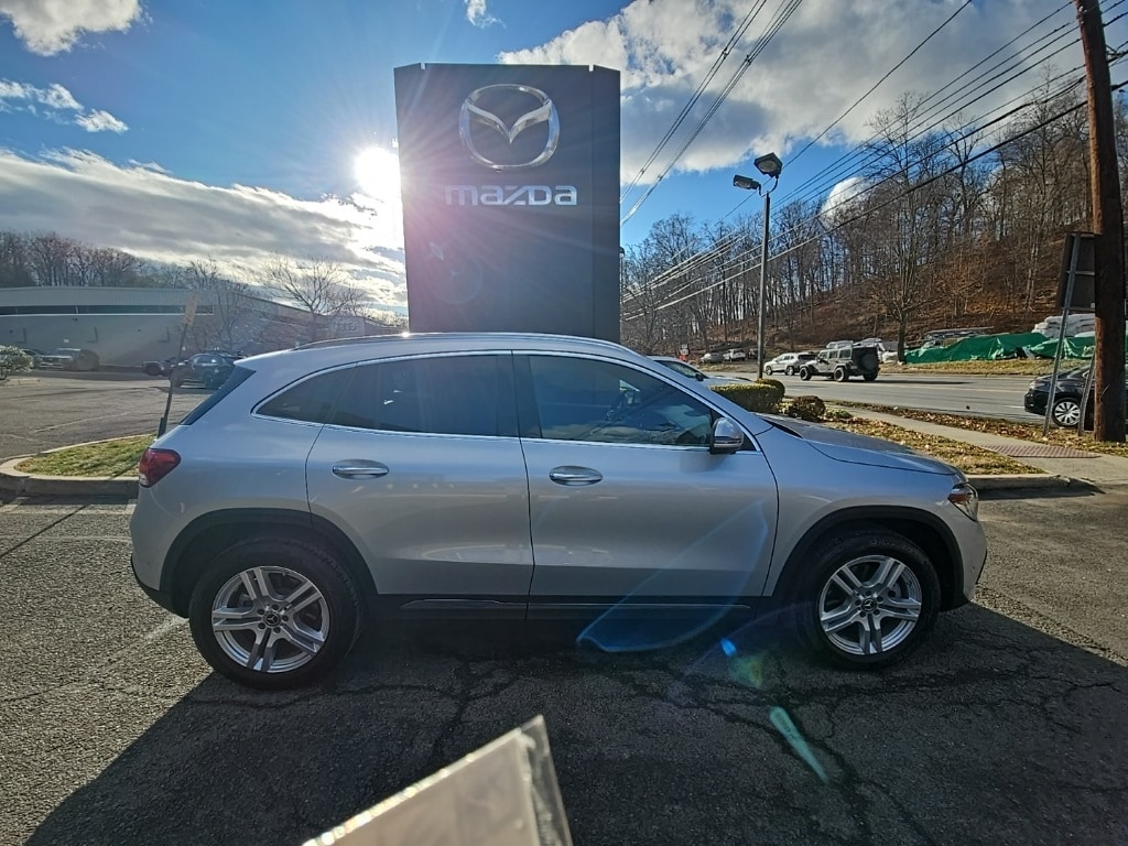 2023 Mercedes-Benz GLA Base's photo