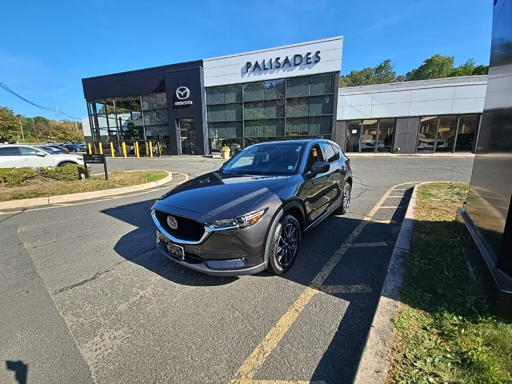 2017 Mazda CX-5 Grand Touring photo 4