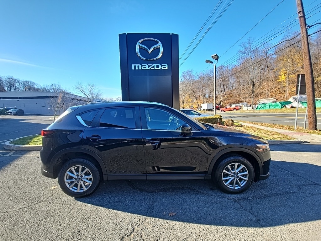 2023 Mazda CX-5 S Select Package's photo