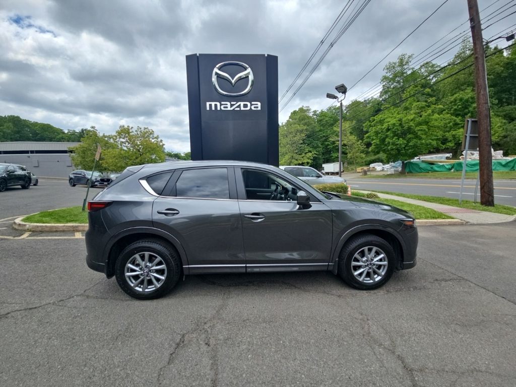 2025 Mazda CX-5 S Preferred package Auto AWD's photo