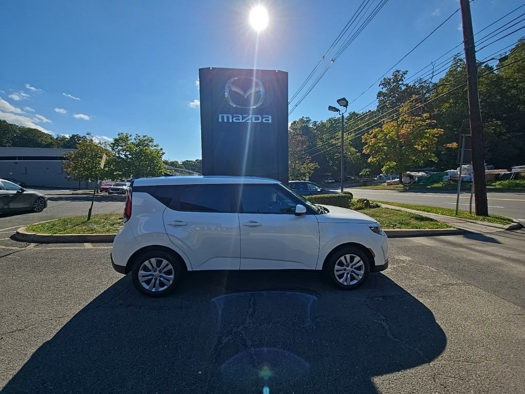 Used 2023 Kia Soul LX Hatchback