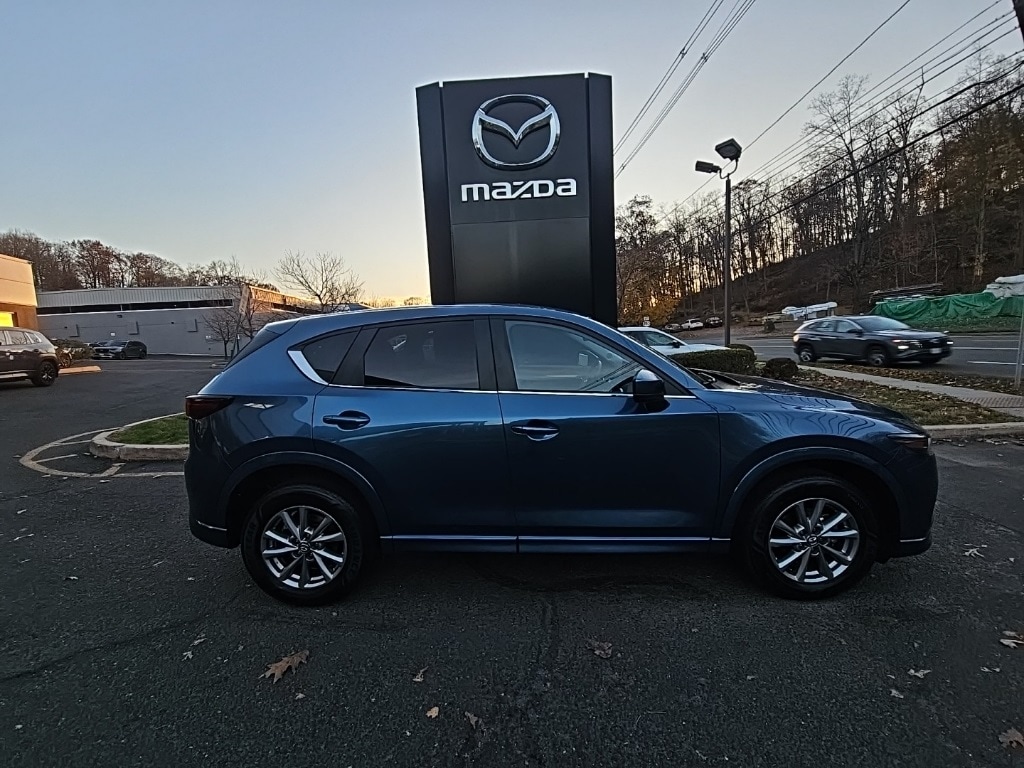 2024 Mazda CX-5 S Select Package's photo