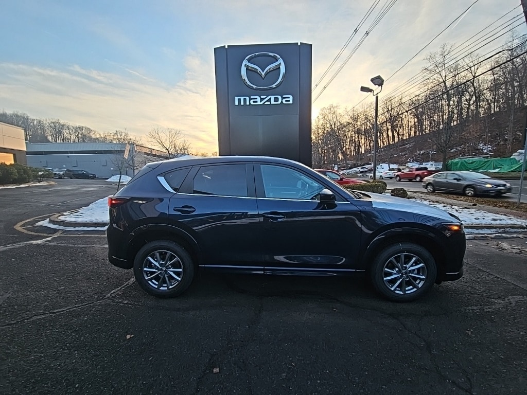 2025 Mazda CX-5 S Select Package's photo